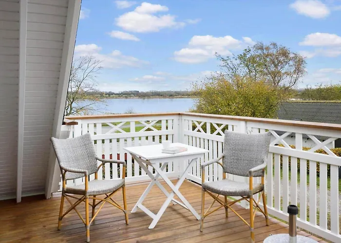 Ae285-aeroskobing-hanses-ager-4 * Ærøskøbing